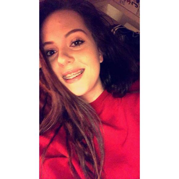 Meet your Posher, Alexis - Picture 1 of 1